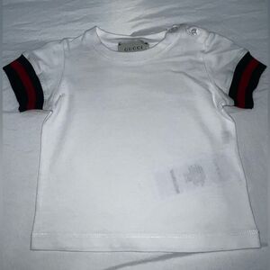GUCCI BABY T-SHIRT LOGO SLEEVE 3/6M